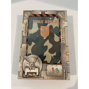 Holy Bible, Compact Kids Bible, Camouflage Flex-cover.